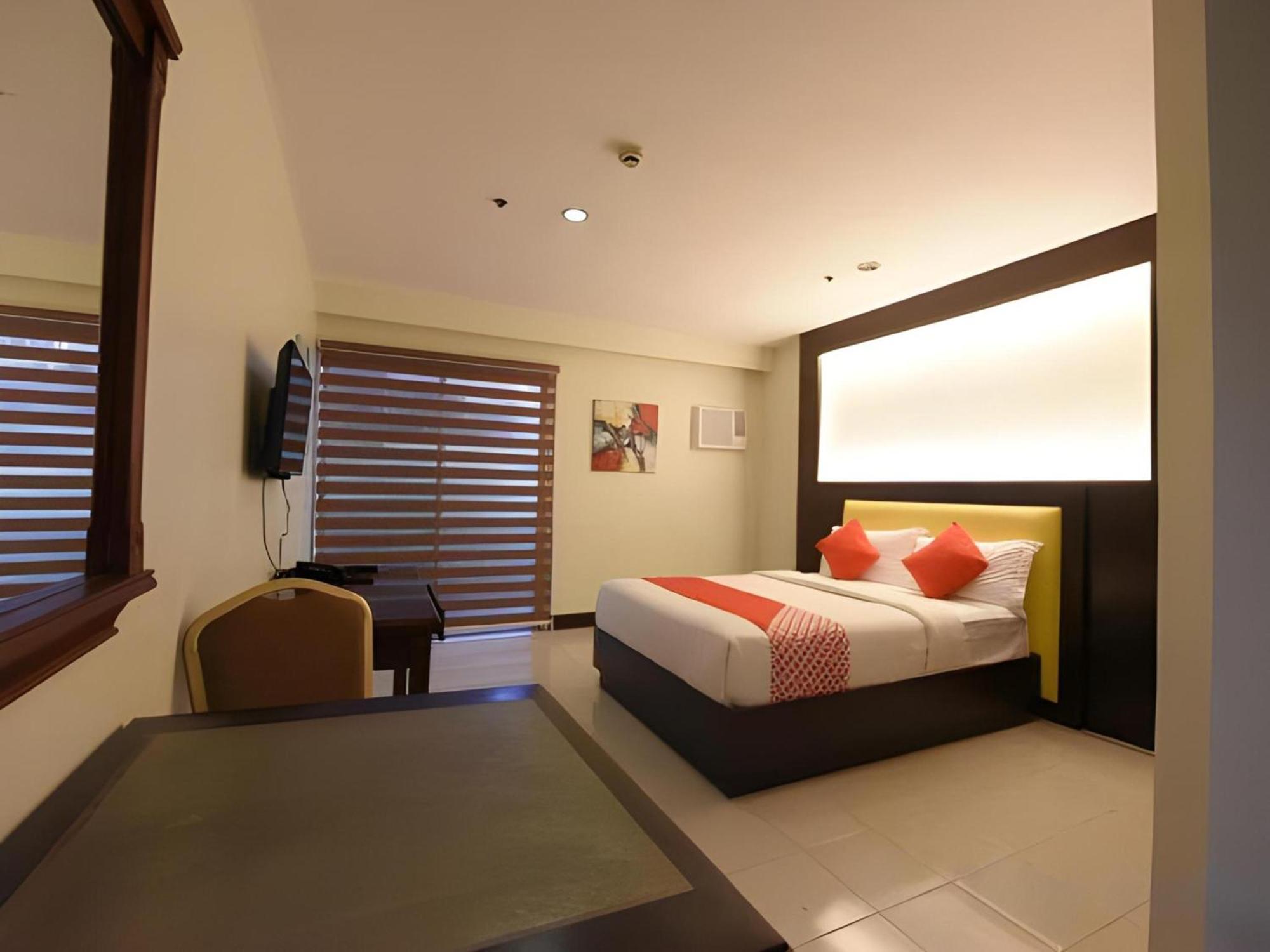 Oyo 115 Northridge Mansions Hotel Quezon City Ngoại thất bức ảnh