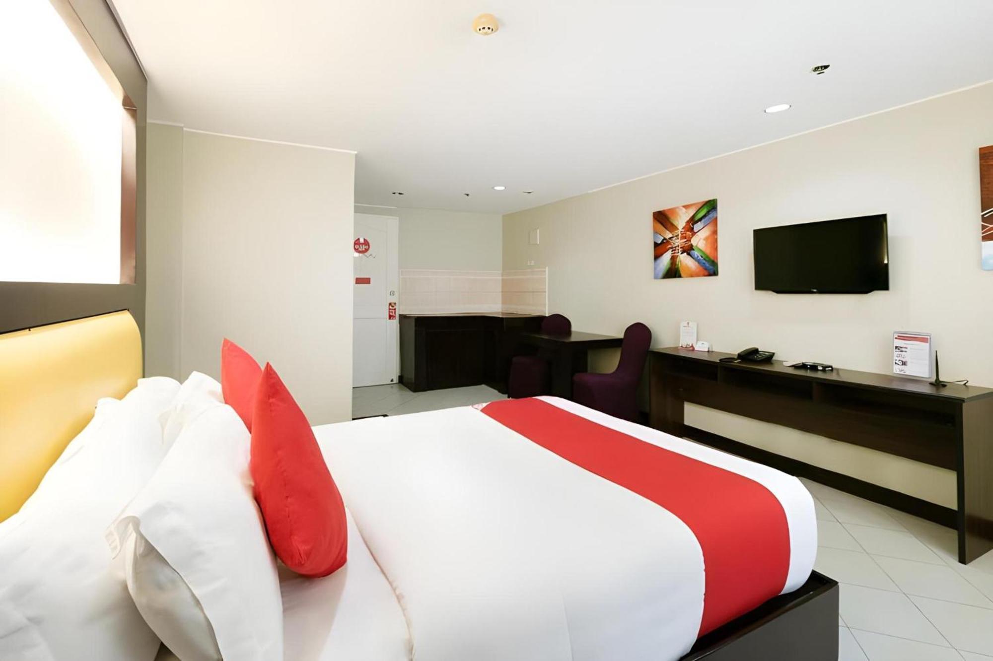 Oyo 115 Northridge Mansions Hotel Quezon City Ngoại thất bức ảnh