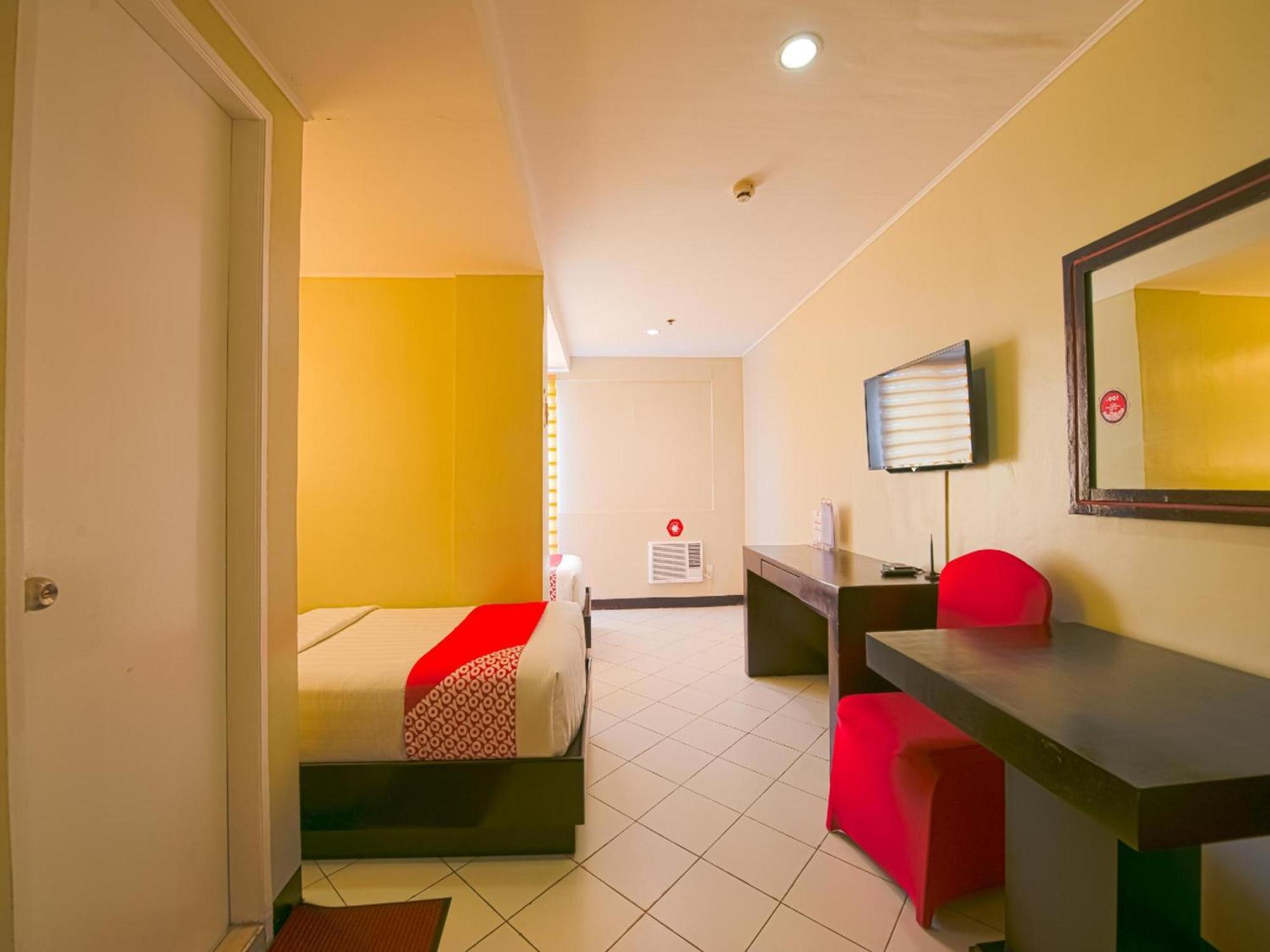 Oyo 115 Northridge Mansions Hotel Quezon City Ngoại thất bức ảnh