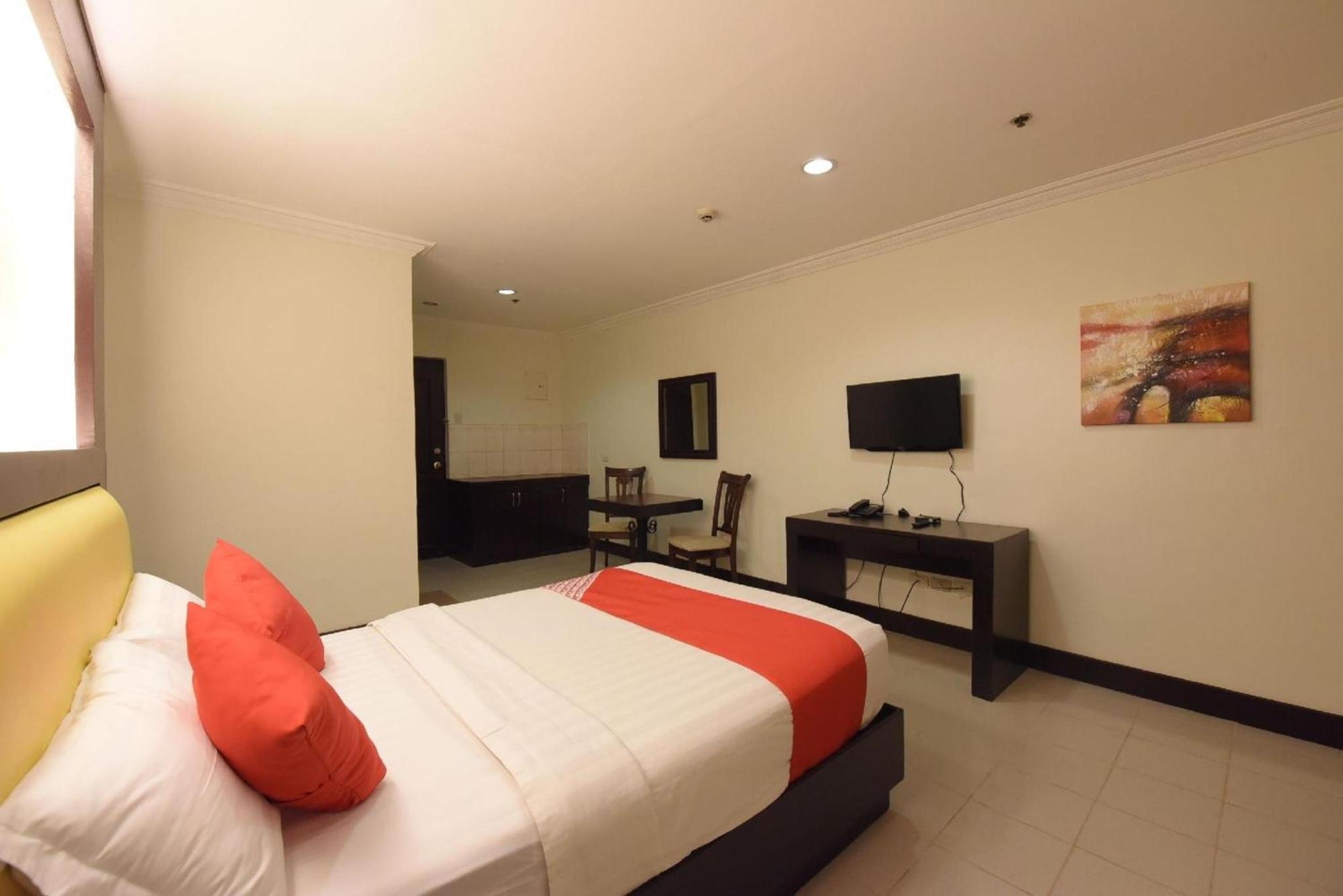 Oyo 115 Northridge Mansions Hotel Quezon City Ngoại thất bức ảnh